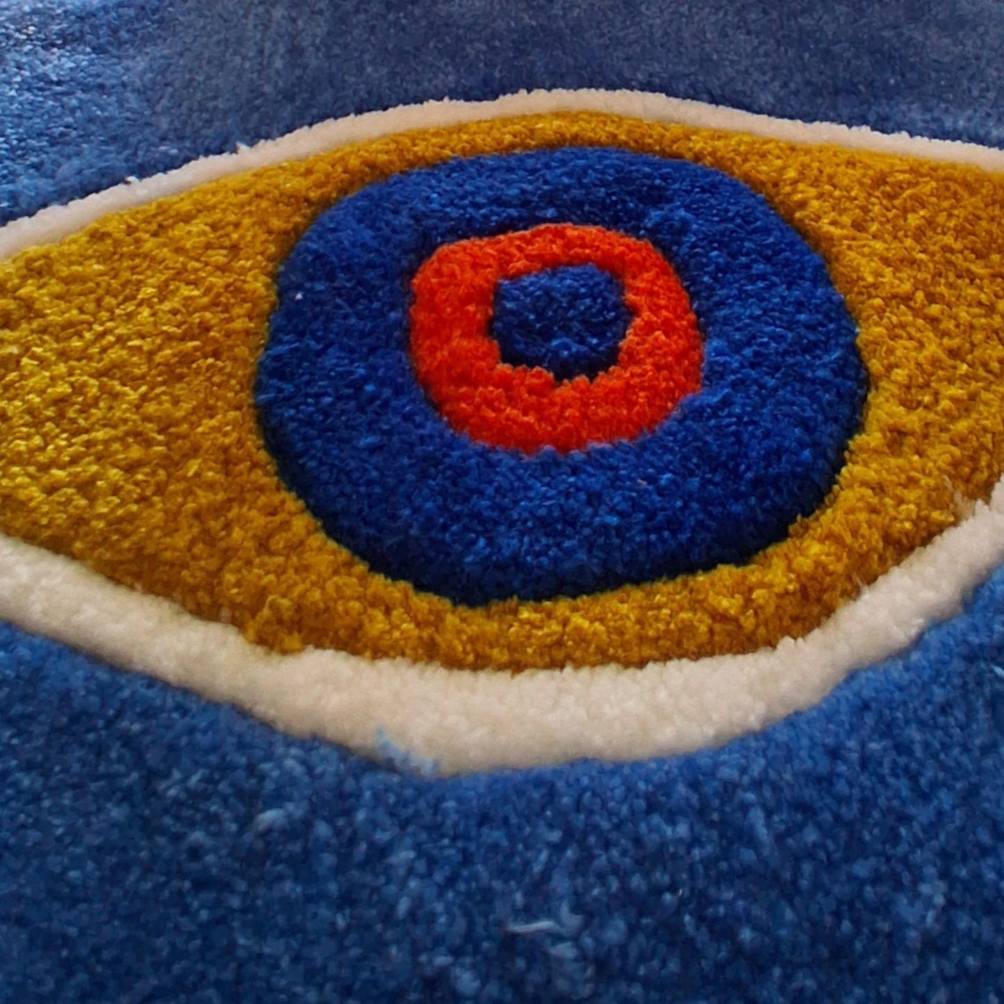 Housse de coussin tufting bleu azul blue La Balmo Tufting