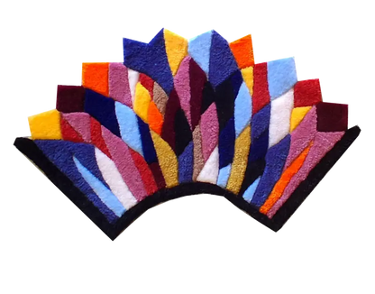 Tufting mural très coloré représentant un éventail