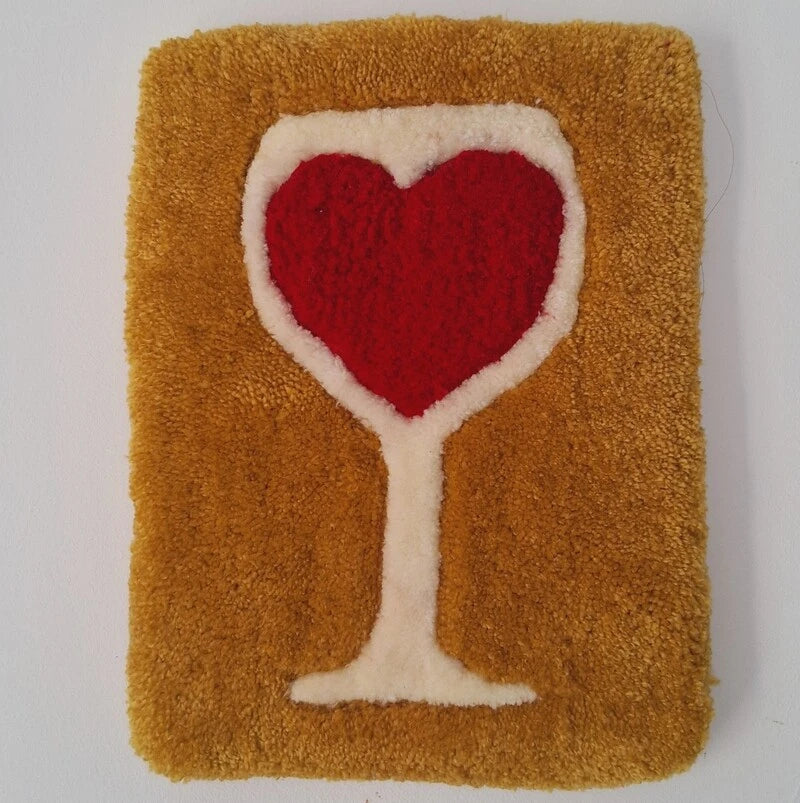 Tufting mural représentant l'amour du vin rouge